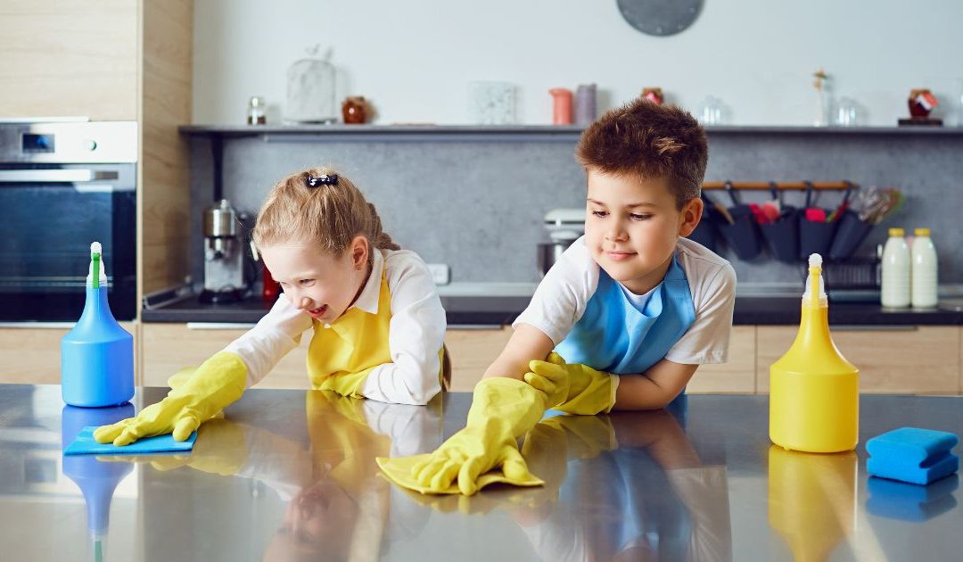 Почистване на детската стая: Научете децата как да поддържат чистотата в своя кът